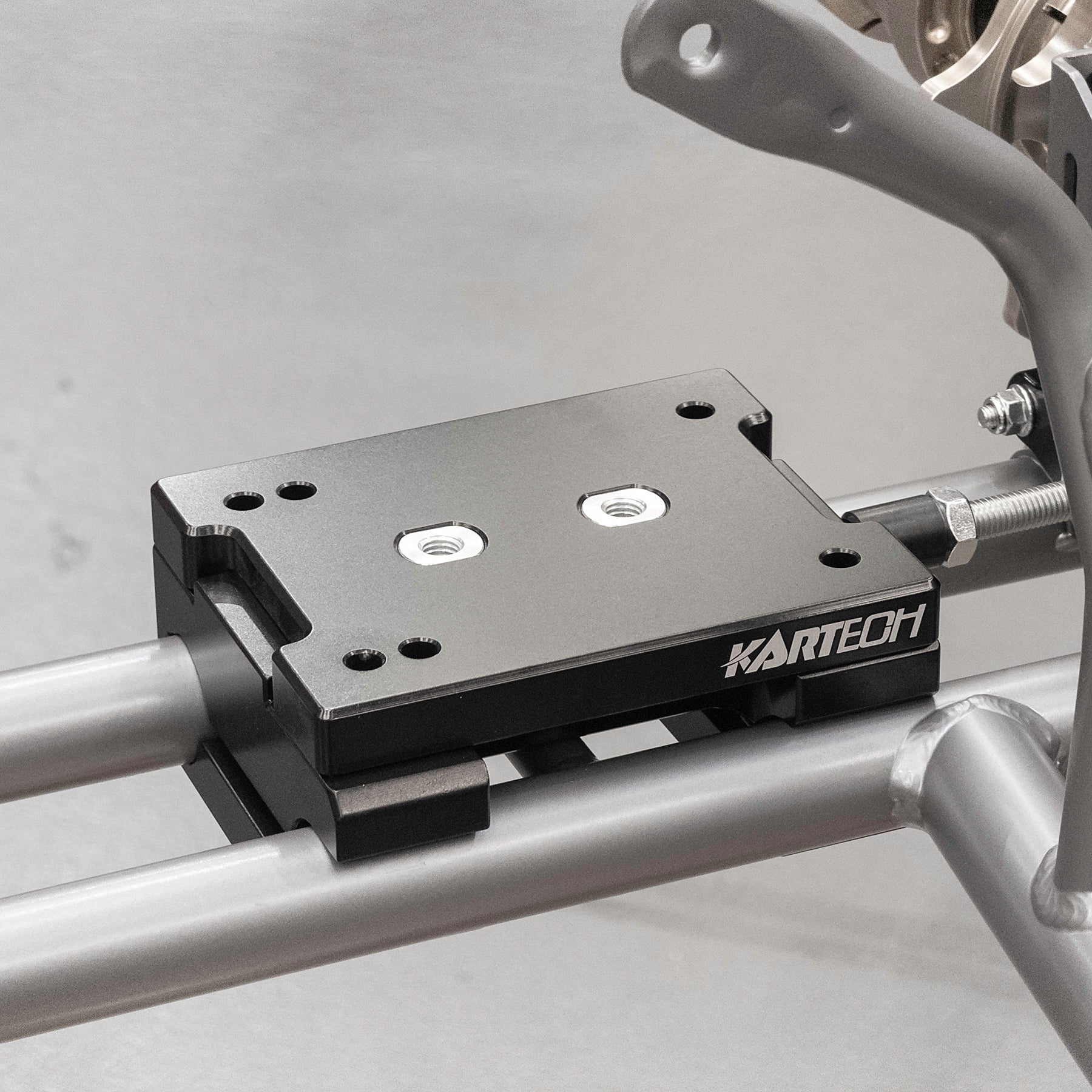 Kartech Engine Mount Slide Flat Complete - *Now Also Suits KR*